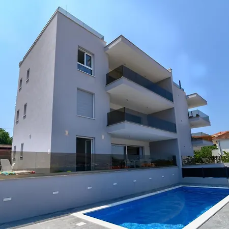 公寓 Lumiere Apartment